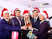 8 Things Not to Do at the Company Holiday Party